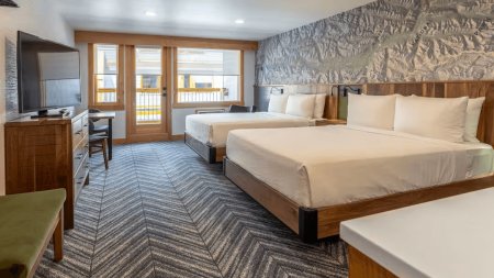 Hotel Canoe & Suites