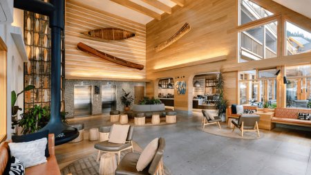 Hotel Canoe & Suites