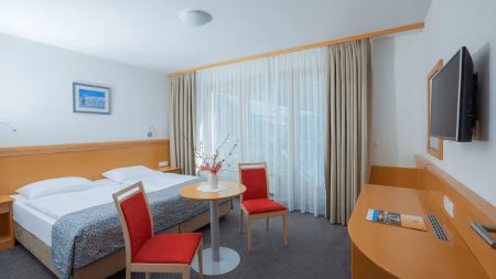 Hotel Jezero
