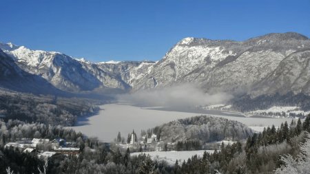 Hotel Jezero
