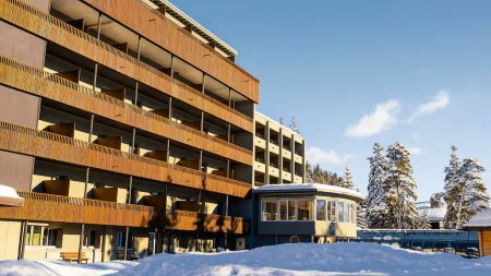 Hotel Valaisia