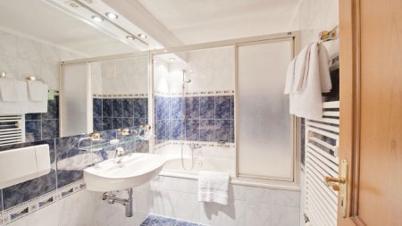 La Perle Apartments