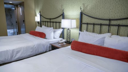 Hotel Caribou Lodge & Spa