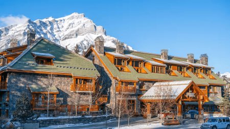 Fox Hotel & Suites