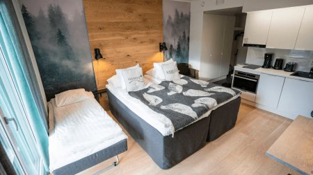 Hotel Kide, Iso Syote