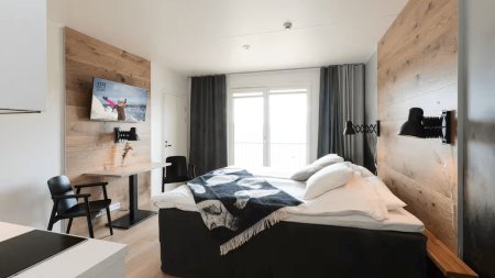 Hotel Kide, Iso Syote